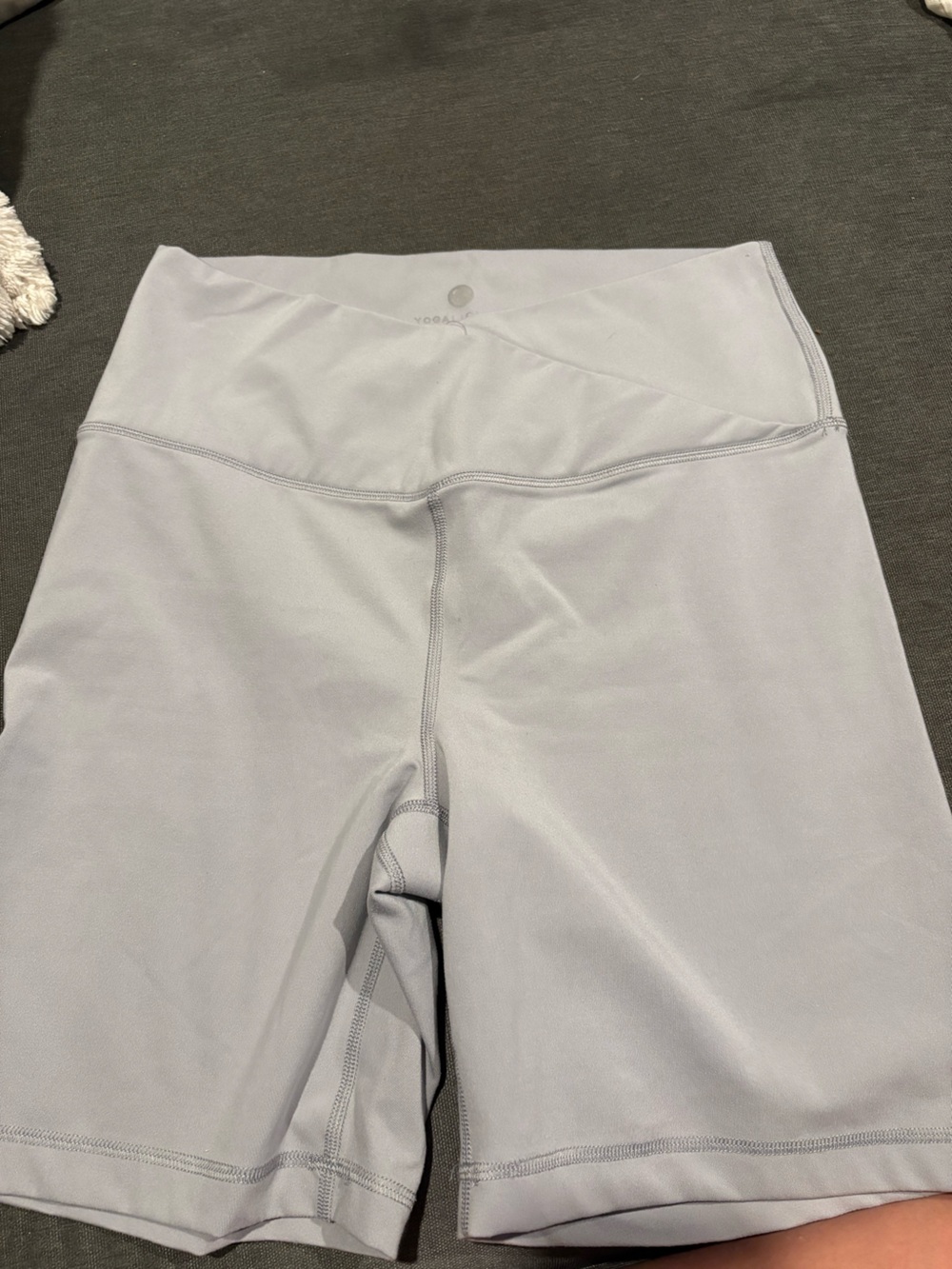 Yogalicious Light Gray Eclipse Crossover Biker Shorts